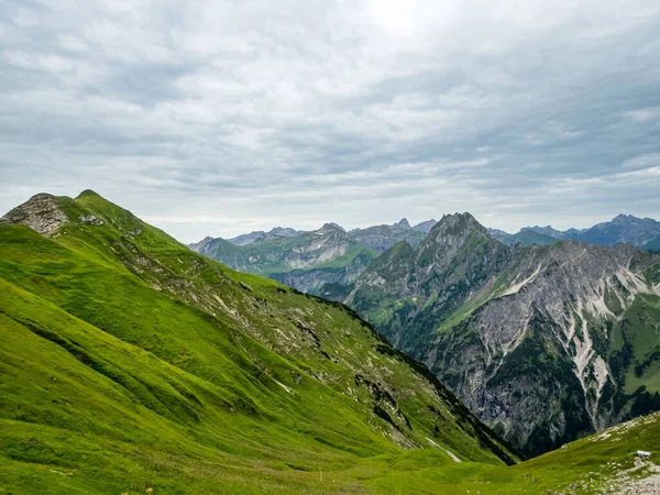 Traumhafte Panoramawanderung Vom Nebelhorn Entlang Des Laufbacher Ecks Über Schneck — Stockfoto