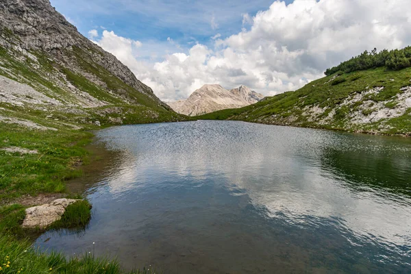 Fantástica Caminata Las Montañas Lechquellen Vorarlberg Austria Cerca Lech Warth —  Fotos de Stock