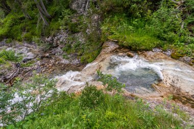 Lech, Warth, Bludenz yakınlarındaki Vorarlberg Avusturya 'daki Lechquellen Dağları' nda muhteşem bir yürüyüş.