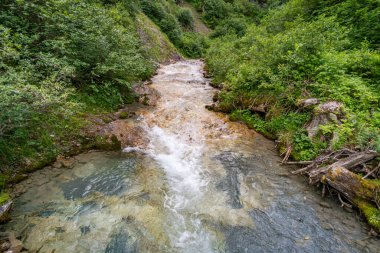 Lech, Warth, Bludenz yakınlarındaki Vorarlberg Avusturya 'daki Lechquellen Dağları' nda muhteşem bir yürüyüş.