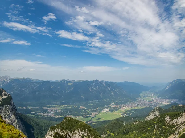 Escalade Sur Alpspitze Ferrata Dans Les Montagnes Wetterstein Près Garmisch — Photo