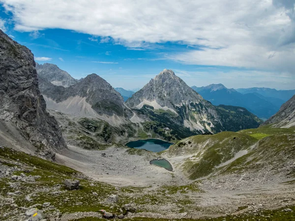 Fantástica Caminata Seebensee Drachensee Las Montañas Mieminger Cerca Ehrwald Tirol —  Fotos de Stock