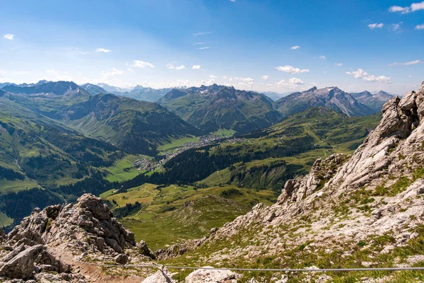 Escalar Karhorn Ferrata Cerca Warth Schrocken Las Montañas Lechquellen Vorarlberg —  Fotos de Stock