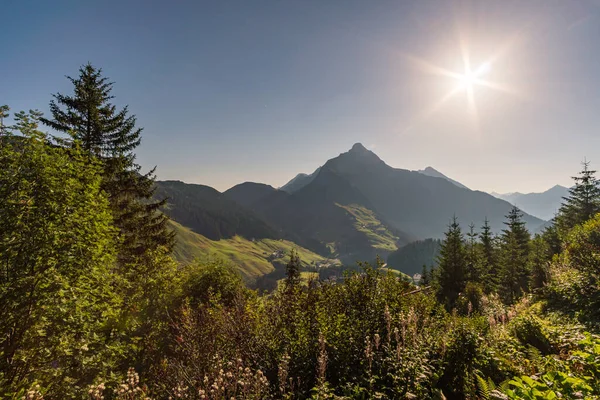 Escalar Karhorn Ferrata Cerca Warth Schrocken Las Montañas Lechquellen Vorarlberg — Foto de Stock