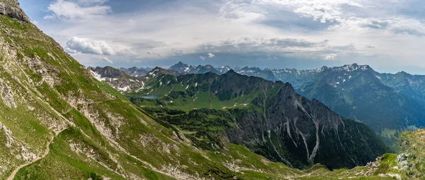 Пеший Поход Горному Озеру Шрекзее Недалеко Фештайна Альпах Баварии — стоковое фото