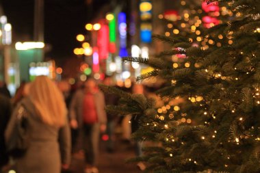 Noel ruh hali ise alışveriş