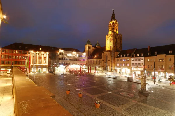 Rynek między ratuszem a Kilianskirche w Heilbronn — Zdjęcie stockowe