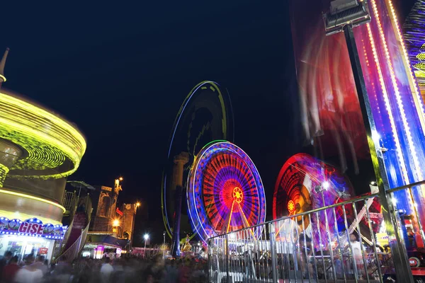 Freizeitpark Langzeitbelichtung Foto — Stockfoto