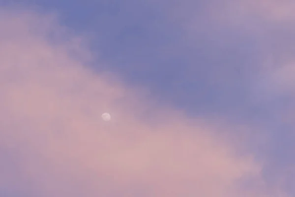 Modrou Oblohou Večerních Hodinách — Stock fotografie
