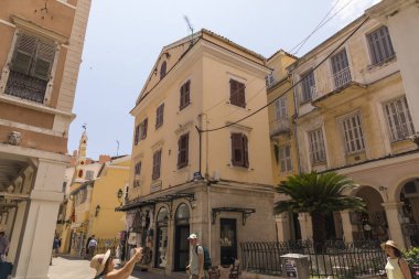 Corfu, Yunanistan - 16 Haziran 2018. Korfu Yunanistan geleneksel mimarisi. Corfu Island.