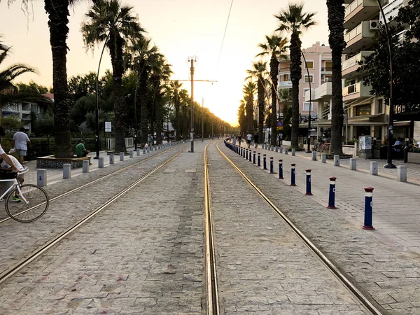 Izmir Turquía Julio 2018 Vías Férreas Del Tranvía Izmir Bostanli — Foto de Stock