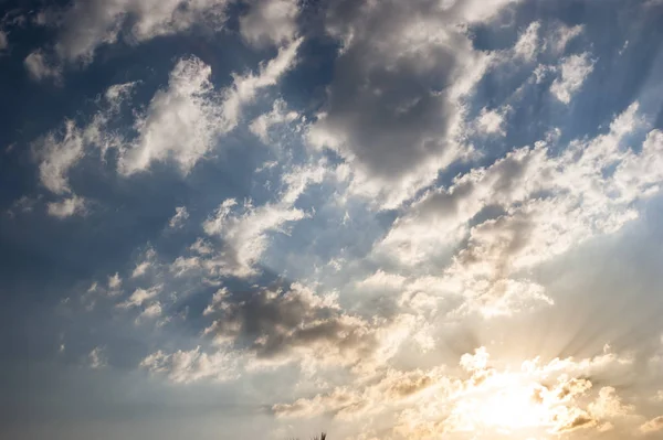 Nublado Cielo Fondo Noche Con Puesta Sol —  Fotos de Stock