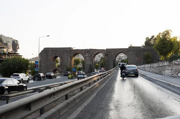 Izmir Turecko Srpna 2018 Historická Aqueducts Architektura Vezirsuyu Yesildere Avenue — Stock fotografie