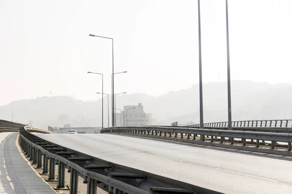 Puente de autopista urbana — Foto de Stock