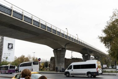 Unkapanı metro demiryolu köprüsü.
