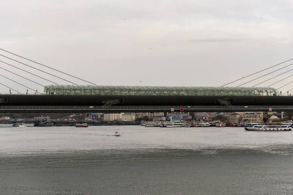 Unkapani Metro Bridge Istanbul Eminonu Turcja. — Zdjęcie stockowe