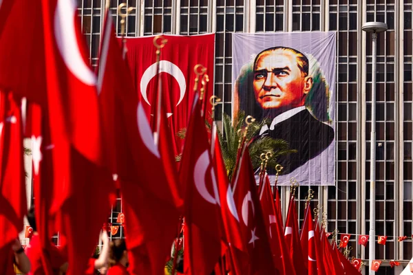 19 Mayıs 2019 Mustafa Kemal Atatur'un Anısına Yapılan Kutlamalar