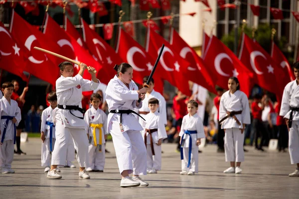 Feierlichkeiten zum Gedenken an Mustafa Kemal Atatur am 19. Mai 2019 — Stockfoto