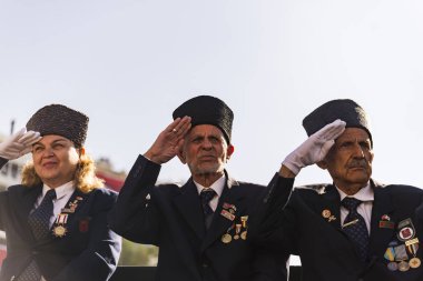 Üç gazi bir çerçevede selam