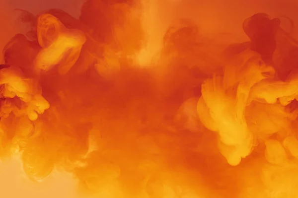 Помаранчевий кольоровий абстрактний димовий фон . — стокове фото
