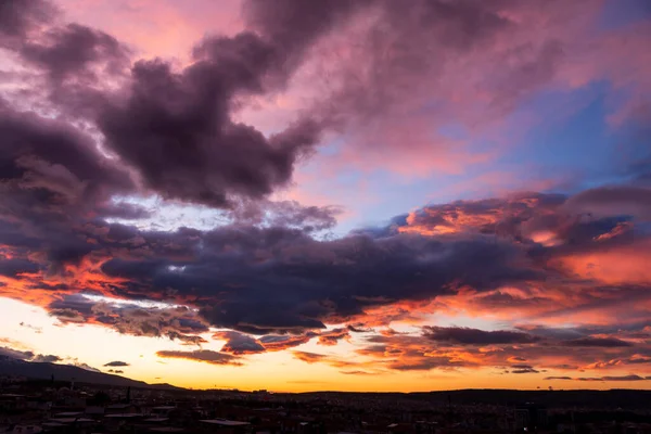 Cielo Nublado Malhumorado Con Hermosos Colores Madrugada Antes Del Amanecer —  Fotos de Stock