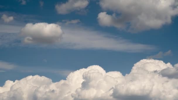 Bewolkte Hemel Tijd Vervallen Beeldmateriaal Een Blauwe Hemel Achtergrond Dag — Stockvideo