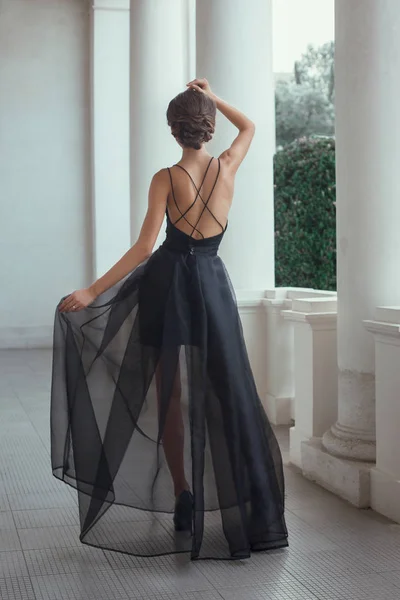 Beautiful Woman Posing Long Dress Livadia — Stock Photo, Image