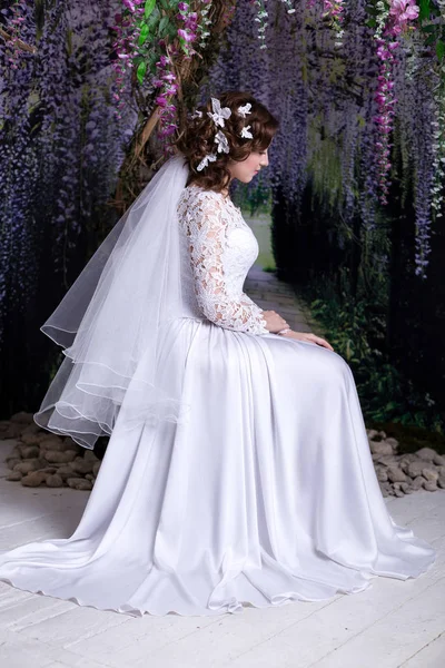 Beauty Portrait Bride Wearing Wedding Dress Posing Studioseries — Stock Photo, Image