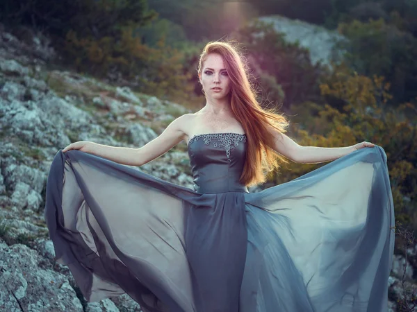 Summer Outdoors Portrait Beautiful Ginger Woman Grey Dress High Mountains — Stock Photo, Image