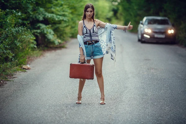 Joven hermosa mujer asiática en estilo hippy . —  Fotos de Stock