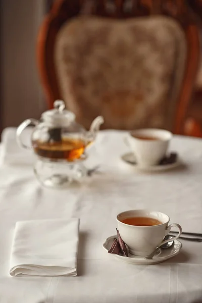 Tea Party Con Pasteles Dulces Sobre Fondo Mesa Madera Encantador — Foto de Stock