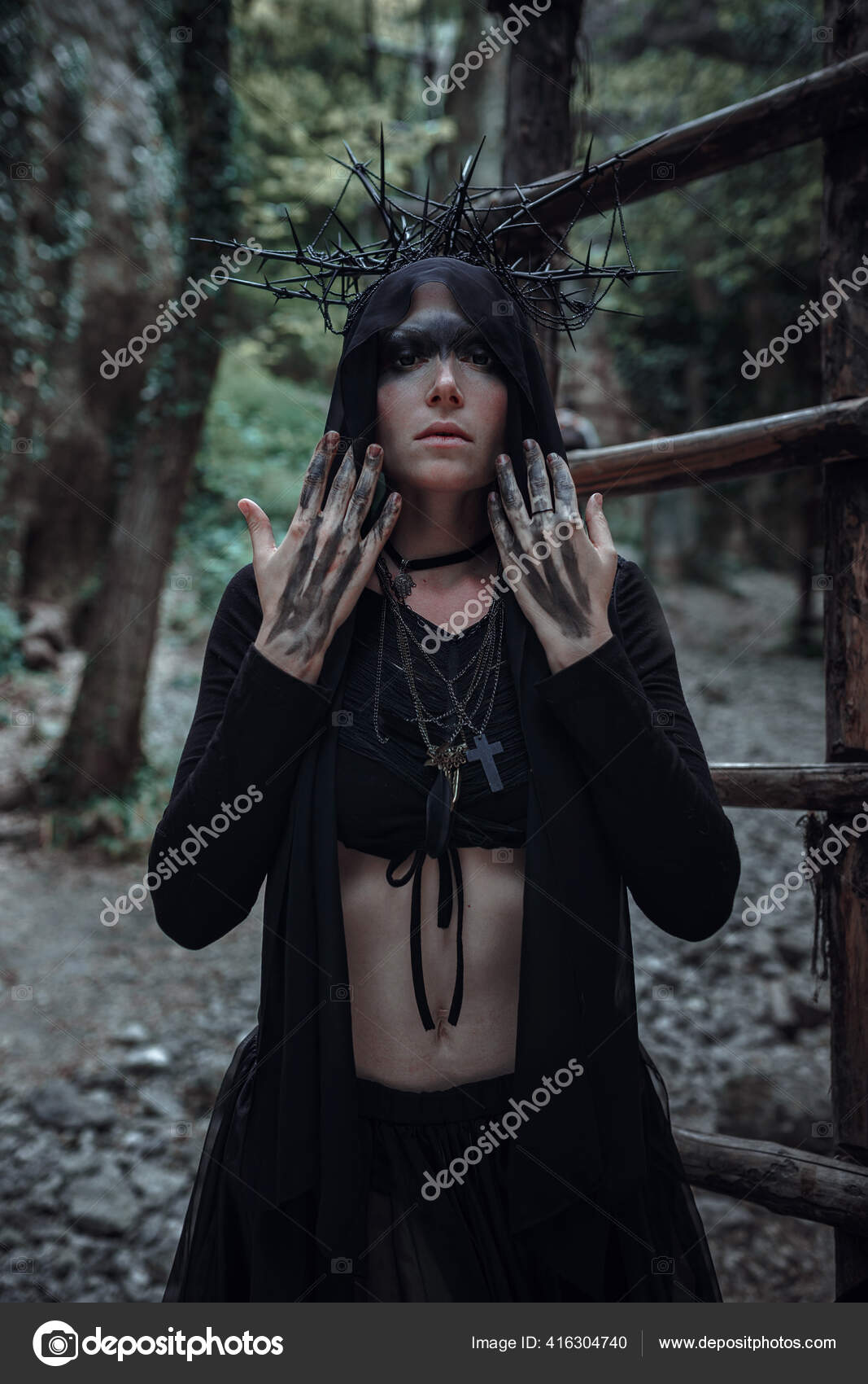 https://st4.depositphotos.com/3236119/41630/i/1600/depositphotos_416304740-stock-photo-mysterious-sorceress-woman-witch-beautiful.jpg