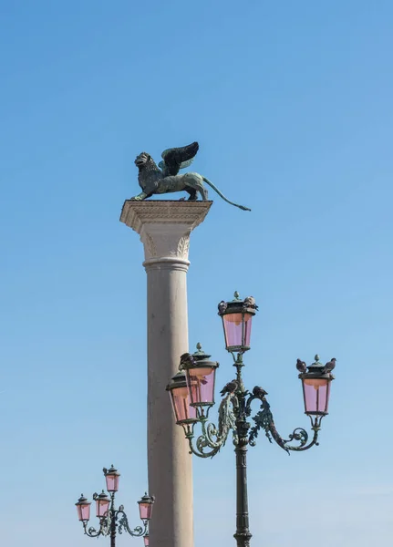 Lampioni Colonne Con Leone Alato Piazza San Marco Venezia — Foto Stock