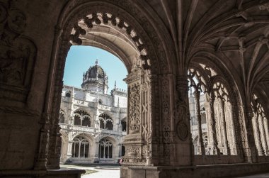 Jeronimos Manastırı (Mosteiro dos Jeronimos), Lizbon, Portekiz 'de manüel tarzı..