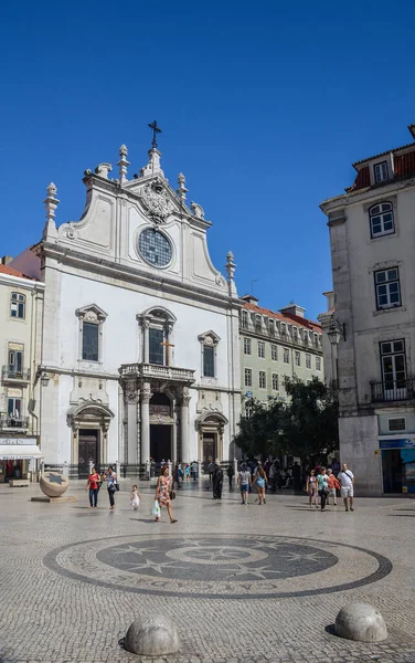 Lizbon, Portekiz-20 Ağustos 2018. Sao Domingo Kilisesi 'nin ön cephesi, Rossio Meydanı' na yakın..