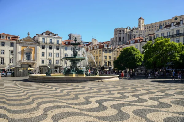 Πλατεία Rossio Πλατεία Pedro Σιντριβάνι Τυπικό Πορτογαλικό Λιθόστρωτο Χειροποίητο Ψηφιδωτό — Φωτογραφία Αρχείου