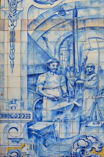 Díszítő Régi Tipikus Csempék Portugáliából Úgynevezett Azulejos Készült Színes Kerámia — Stock Fotó