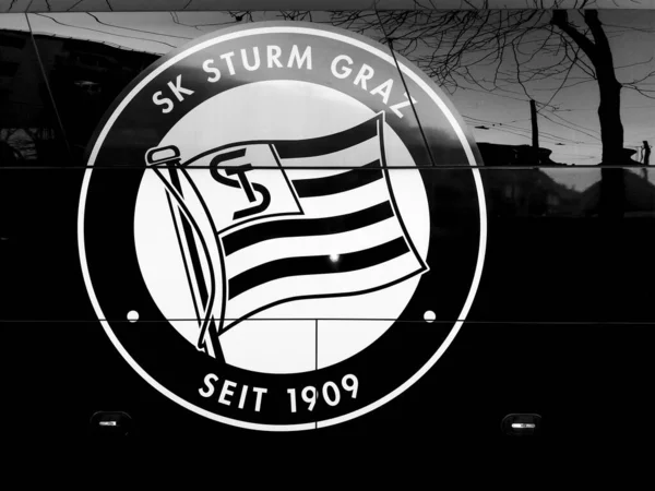 Avusturya futbol takımı SK Sturm Graz 'ın siyah beyaz logosu