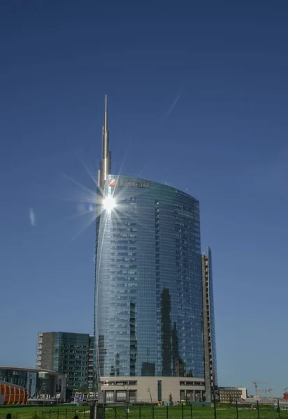 Milán Italia Julio 2016 Edificio Moderno Torre Unicredit Nuevo Distrito —  Fotos de Stock