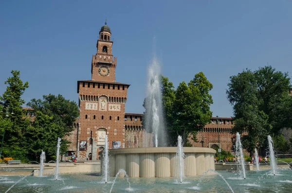 Milán Italia Julio 2019 Castillo Sforza Construido Como Fortaleza Durante — Foto de Stock