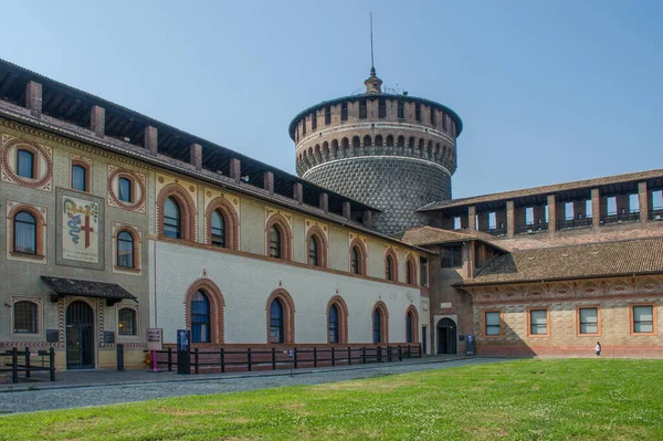 Milán Italia Julio 2019 Castillo Sforza Construido Como Fortaleza Durante — Foto de Stock