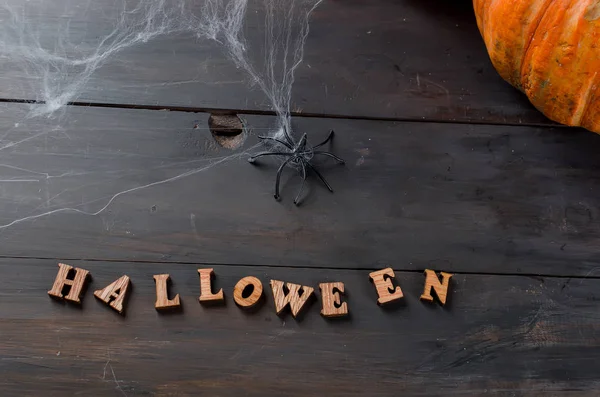 Halloween Dekorationen Kürbisse Spinnen Und Spinnweben Mit Der Aufschrift Halloween — Stockfoto
