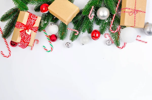 Fundo Decorativo Natal Com Presentes Natal Vermelho Branco Bola Brinquedos — Fotografia de Stock