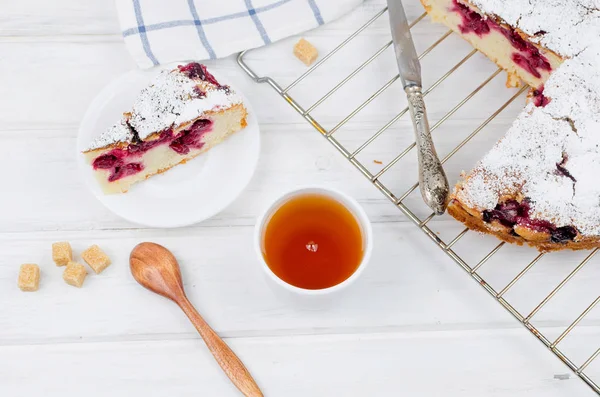 Cherry Plum Pie Sprinkled Icing Sugar Cup Tea White Wooden — Stock Photo, Image