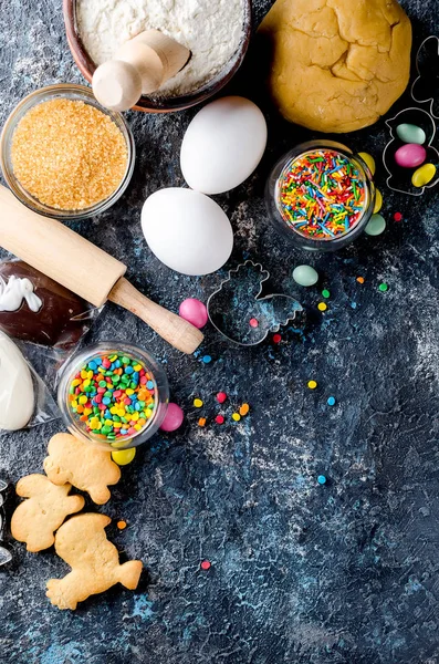 Feliz Tarjeta Pascua Galletas Pascua Esquejes Huevos Caramelo Ingredientes Para —  Fotos de Stock