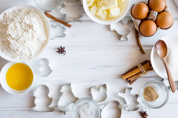 Set Van Ingrediënten Voor Het Koken Van Feestelijke Pasen Gingerbread — Stockfoto