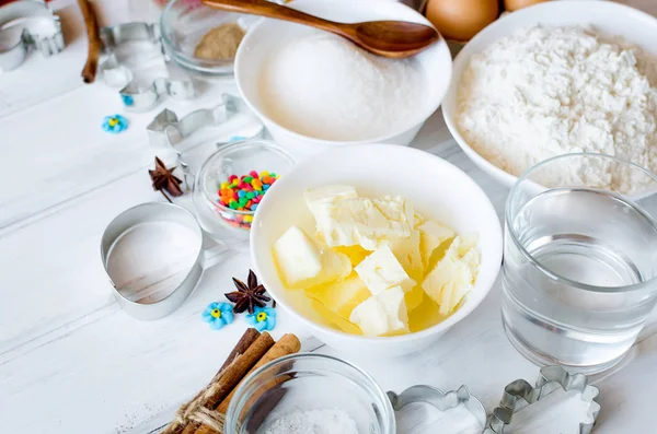 Conjunto Ingredientes Para Cocinar Galletas Pan Jengibre Pascua Festivas Mantequilla —  Fotos de Stock