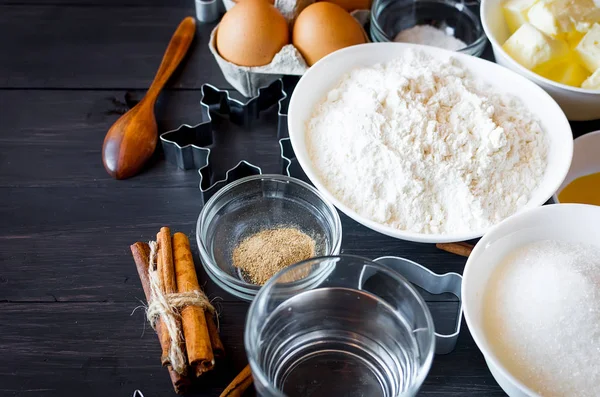 Ingrediënten voor peperkoek of cake bakken — Stockfoto