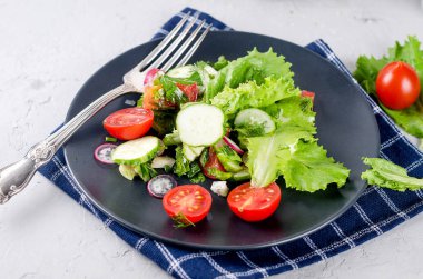 sebzeli ve sebzeli salata