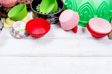 Temel pişirme araçları havai görünüm pişirme konsepti